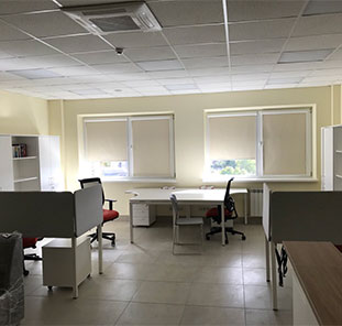 Рольштора блэкаут светлая