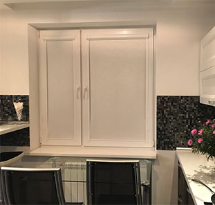 Рольштора блэкаут белая