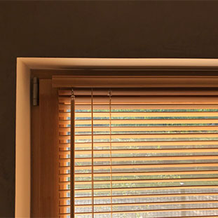 Горизонтальные жалюзи из алюминия